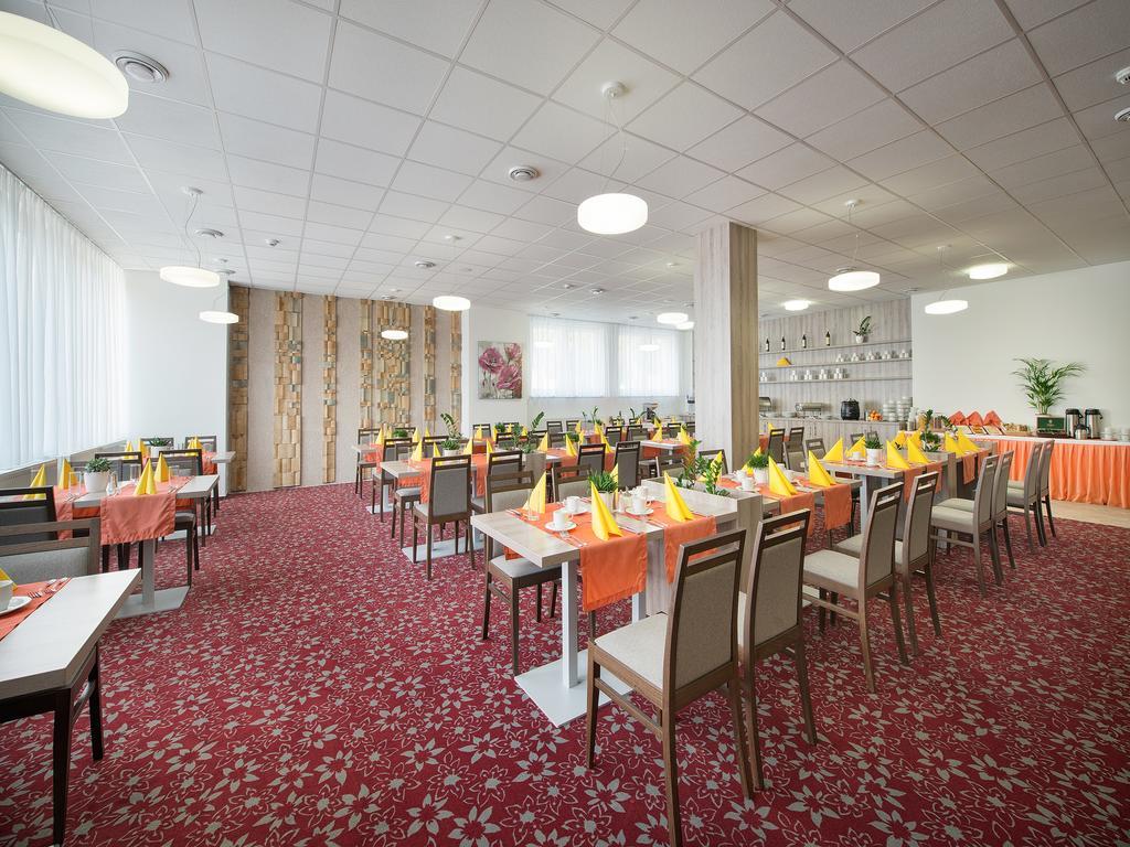 Ea Hotel Kraskov Stary Dvur المظهر الخارجي الصورة